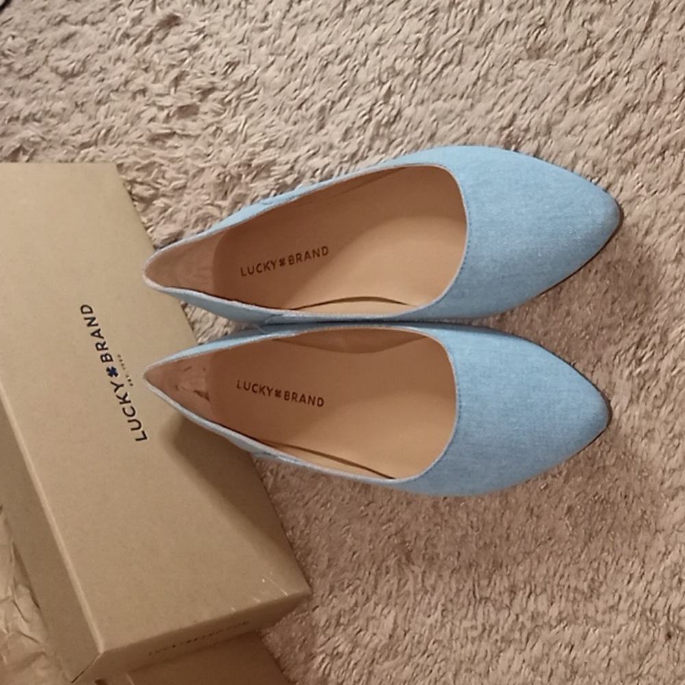 Lucky Brand Light Denim Flats